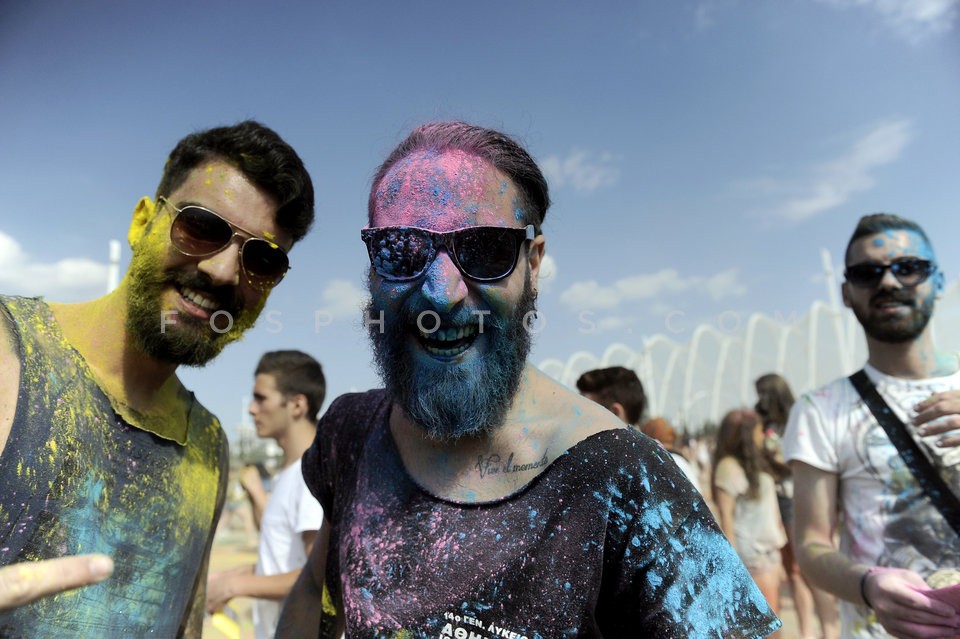 Colour Day Festival/ Φεστιβάλ χρωμάτων στην Αθήνα