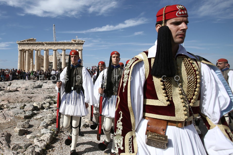 71 years since the liberation of Athens / 71 χρόνια από την απελευθέρωση της Αθήνας