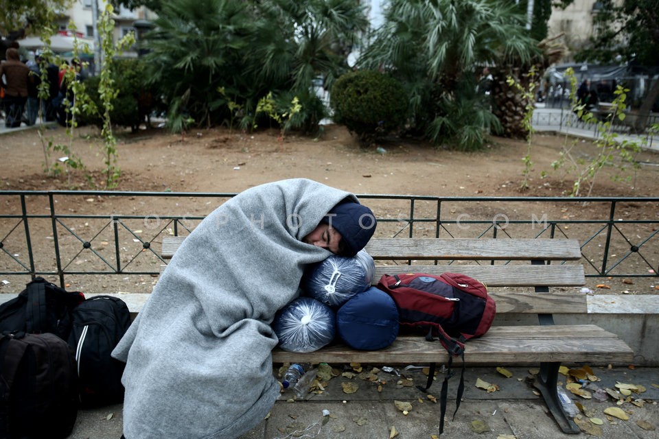 Migrants and refugees  in Victoria Square, Athens  /  Μετανάστες και πρόσφυγες στην πλατεία Βικτωρίας