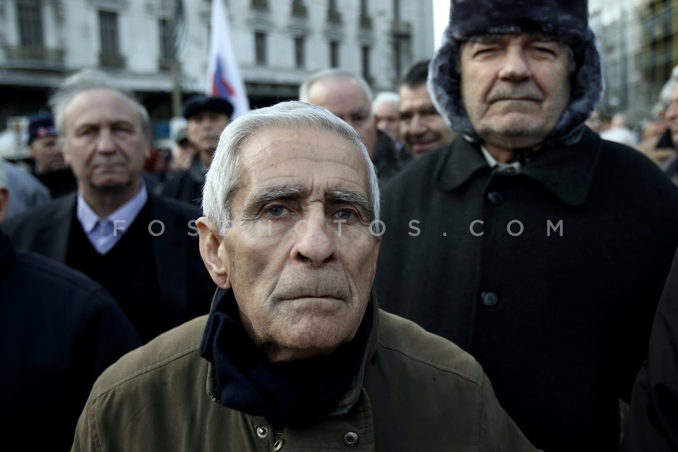 Demonstration against planned pension reforms  / Πορεία στην Βουλή ενάντια στο ασφαλιστικό απο το ΠΑΜΕ