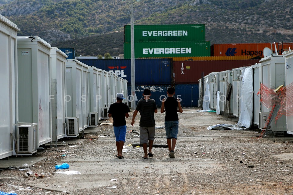 Skaramagas refugee camp / Κέντρο φιλοξενίας προσφύγων στον Σκαραμαγκά