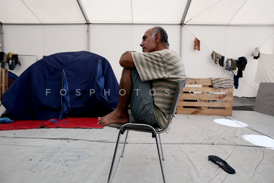 Helliniko refugee camp / Κέντρο φιλοξενίας προσφύγων στο Ελληνικό