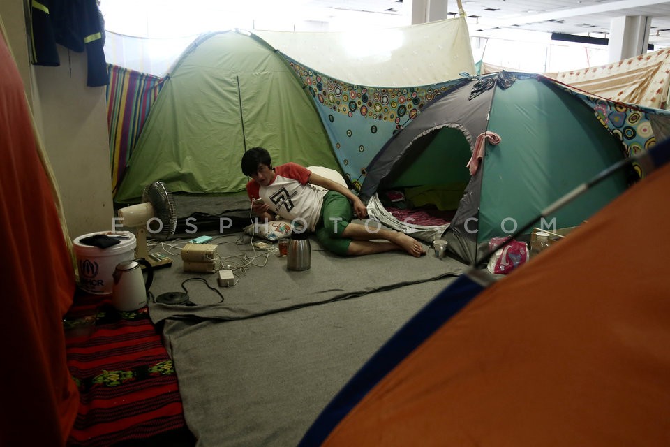 Helliniko refugee camp / Κέντρο φιλοξενίας προσφύγων στο Ελληνικό