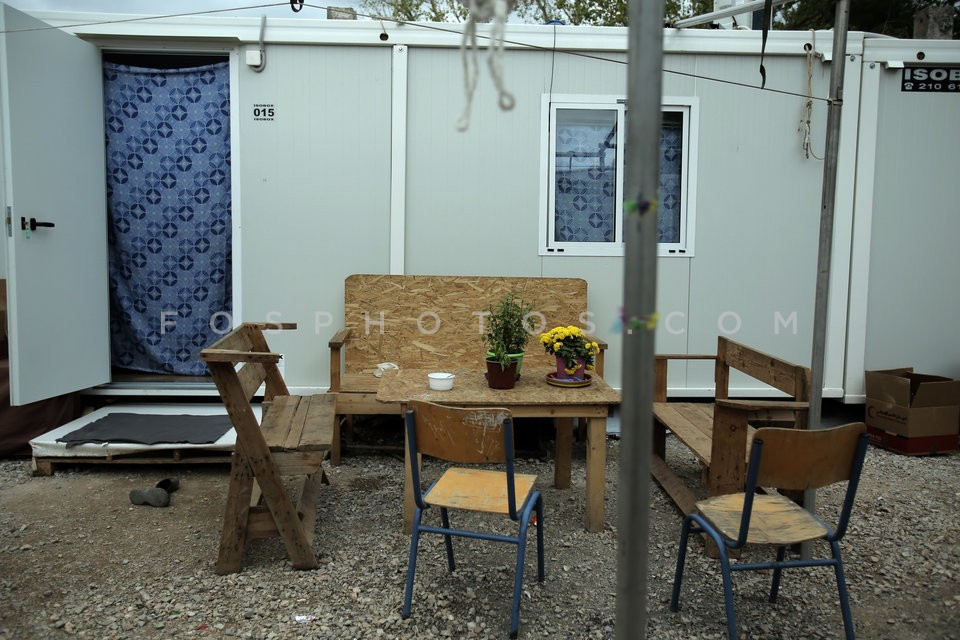 Refugee camp in Ritsona  / Κέντρο φιλοξενίας προσφύγων στην Ριτσώνα