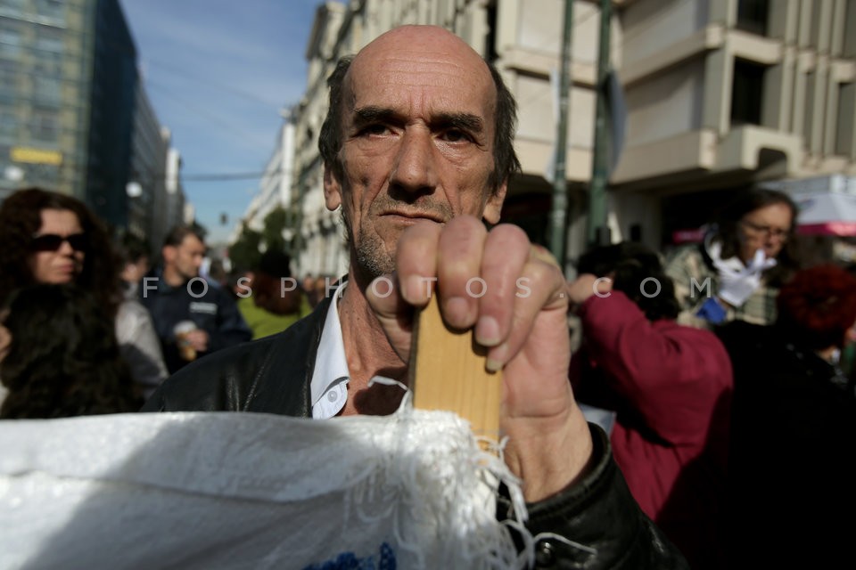 Demonstration by people with disabilities /  Πορεία διαμαρτυρίας ΑμΕΑ.