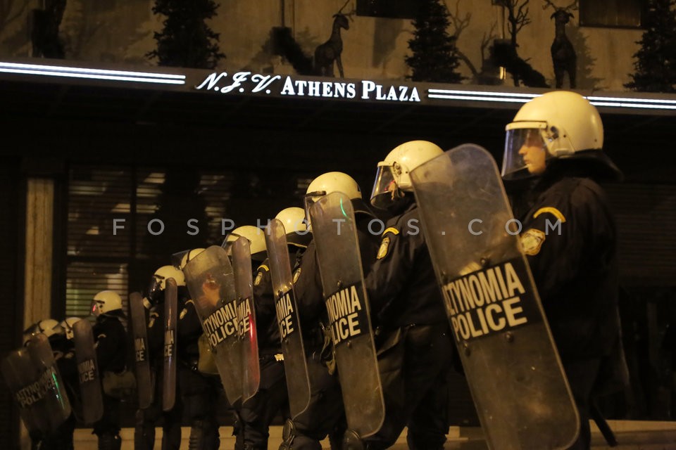 Protest march hold by antiauthoritarians and clashes with riot police  / Πορεία αντιεξουσιαστών και επεισόδια στα Εξάρχεια