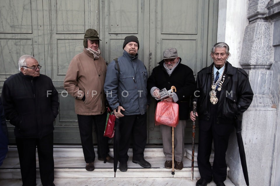 Pensioners queue to receive one-off 