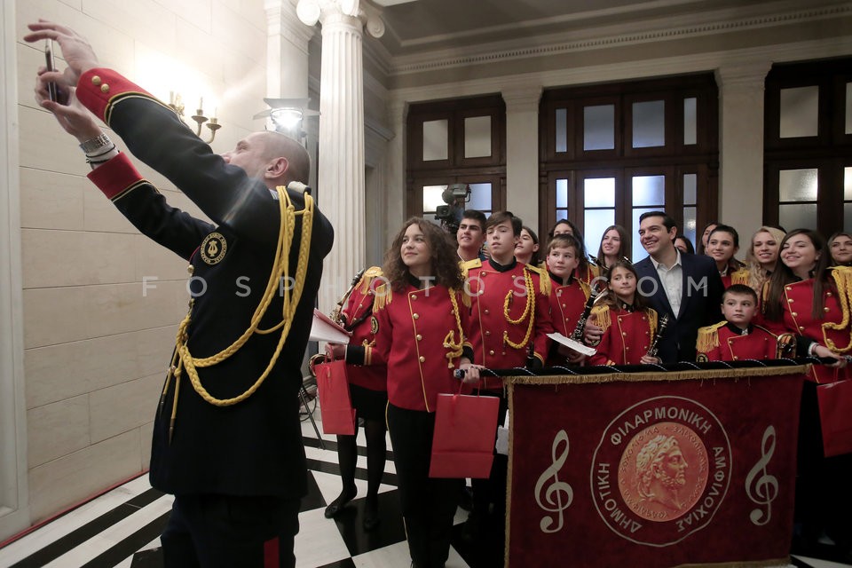 Christmas carols at Maximos mansion / Κάλαντα στο Μαξίμου