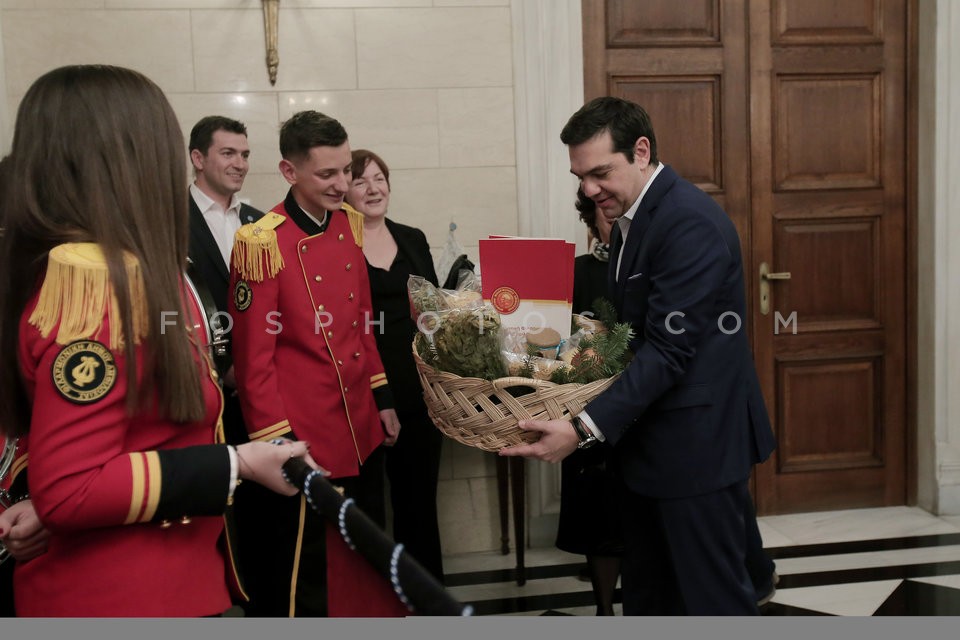 Christmas carols at Maximos mansion / Κάλαντα στο Μαξίμου