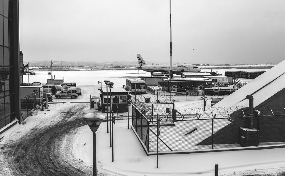 Heavy snowfall in Thessaloniki  / Ισχυρές χιονοπτώσεις στην Θεσσαλονίκη