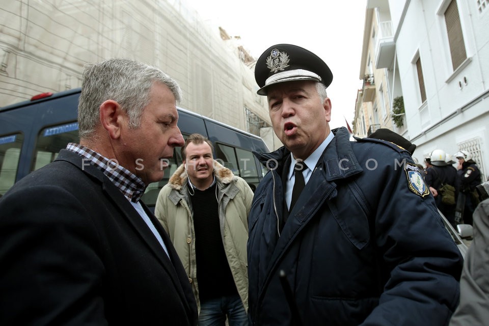 National Panhellenic Federation of Public Hospital Employees / Διαμαρτυρία της ΠΟΕΔΥΝ στο Μαξίμου