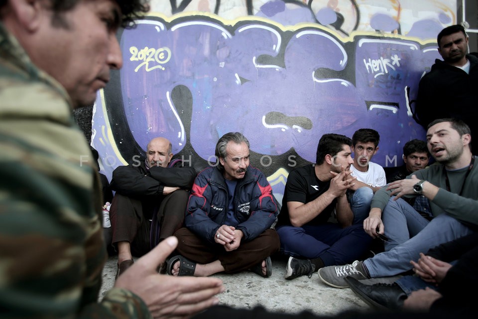 Refugee camp at Helliniko airport / Πρόσφυγες και μετανάστες στο Ελληνικό