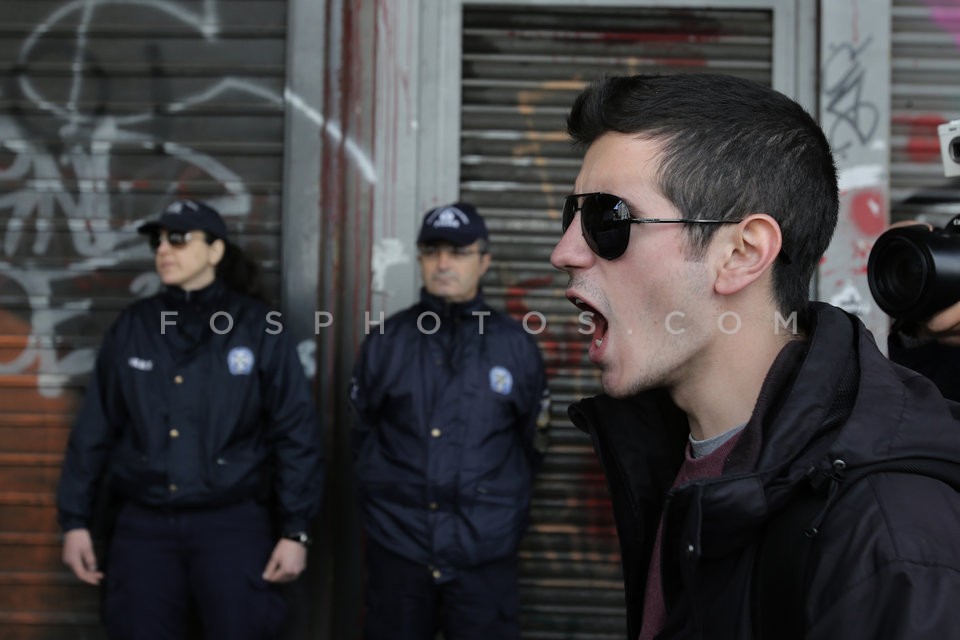 Protest rally in central Athens / Συγκέντρωση στο υπουργείο Εργασίας και πορεία στο Μαξίμου