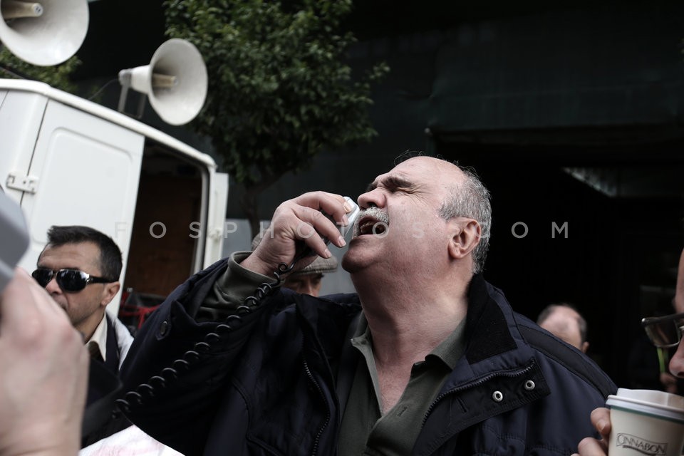 Blind peopole in protest rally at Maximos mansion / Συγκέντρωση  διαμαρτυρίας τυφλών στο Μαξίμου