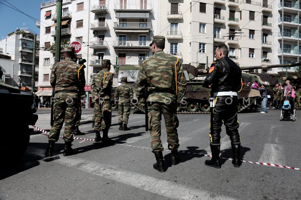 Military parade in Athens  / Στρατιωτική παρέλαση στην Αθήνα