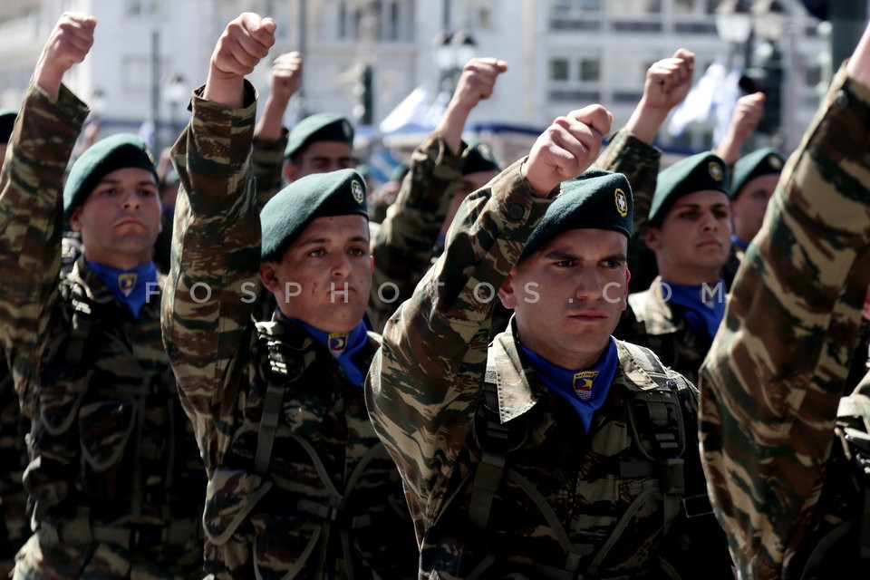 Military parade in Athens  / Στρατιωτική παρέλαση στην Αθήνα