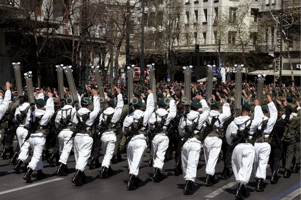 Military parade in Athens  / Στρατιωτική παρέλαση στην Αθήνα