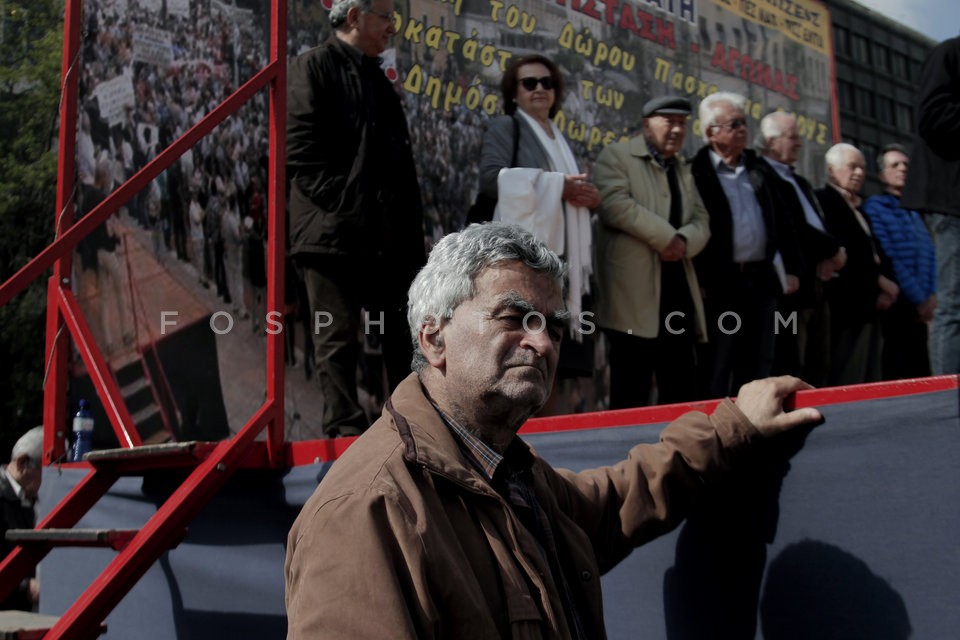 Paensioners protest in Athens / Συγκέντρωση διαμαρτυρίας συνταξιούχων