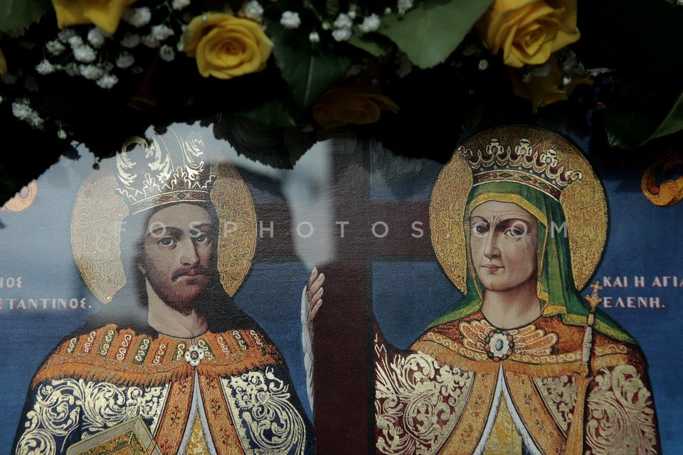 Orthodox Greece receives the Sacred Relics of St Helena / Υποδοχή του Τιμίου Ξύλου και του Σκηνώματος της Αγίας Ελένης