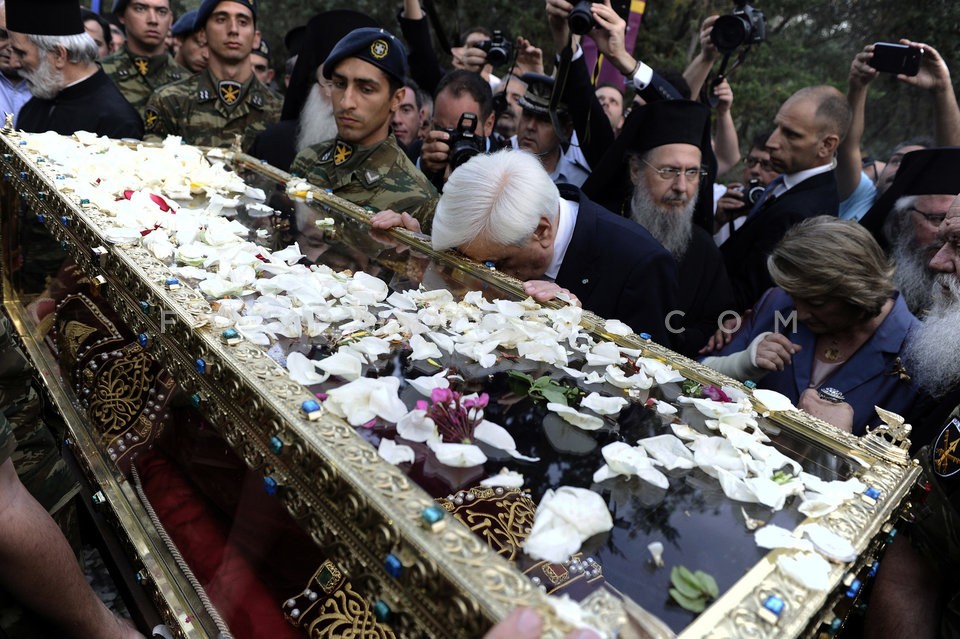 Orthodox Greece receives the Sacred Relics of St Helena / Υποδοχή του Τιμίου Ξύλου και του Σκηνώματος της Αγίας Ελένης