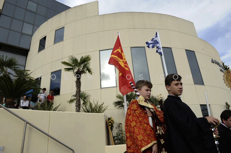 Orthodox Greece receives the Sacred Relics of St Helena / Υποδοχή του Τιμίου Ξύλου και του Σκηνώματος της Αγίας Ελένης