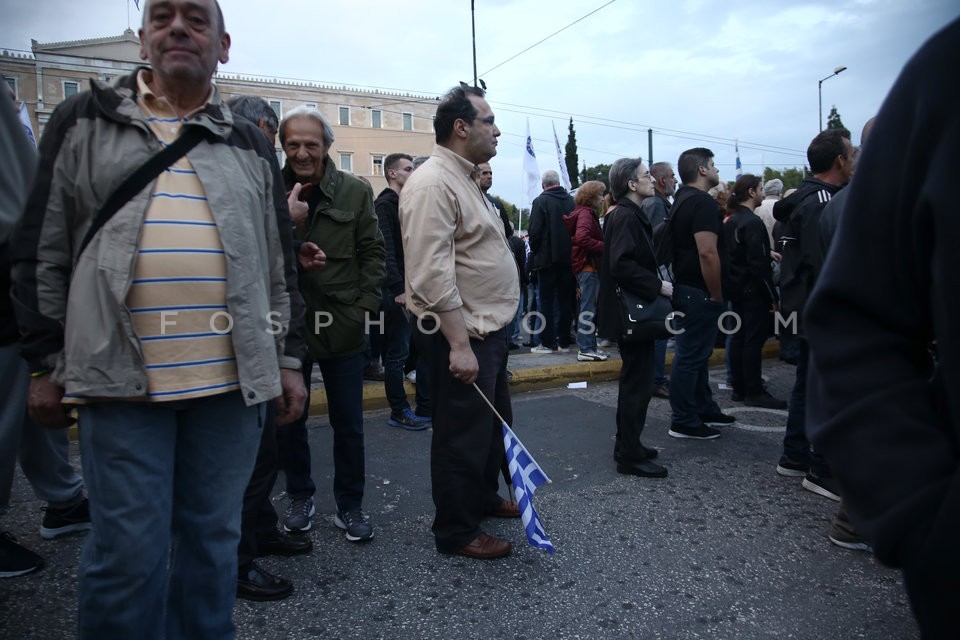 Protest rally at Syntagma square, Athens / Συναυλία - Συγκέντρωση στο Σύνταγμα