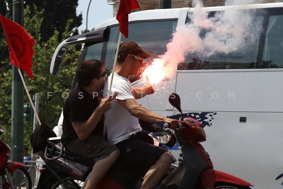 Motorized march in central Athens  / Συγκέντρωση-μοτοπορεία στο κέντρο της Αθήνας