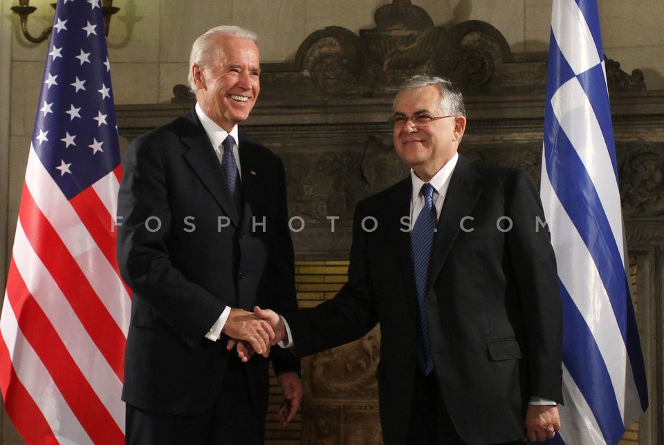 Archive photos of former Prime Minister Loucas Papademos / Φωτογραφίες Αρχείου του πρώην πρωθυπουργού Λουκά Παπαδήμου