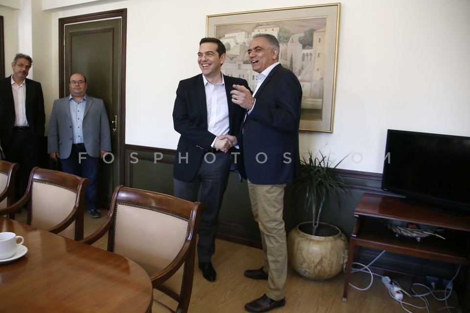 PM Alexis Tsipras visits the ministry of Interior / Επίσκεψη του πρωθυπουργού στο υπουργείο Εσωτερικών