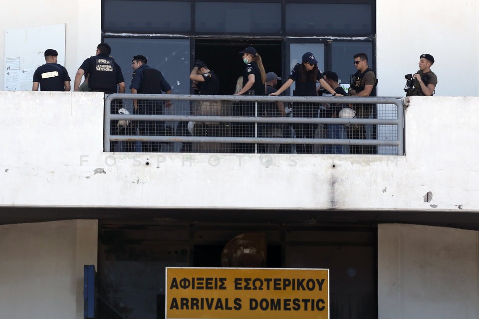 Evacuation of the refugee camp at the old Athens airport / Εκκένωση του Ελληνικού