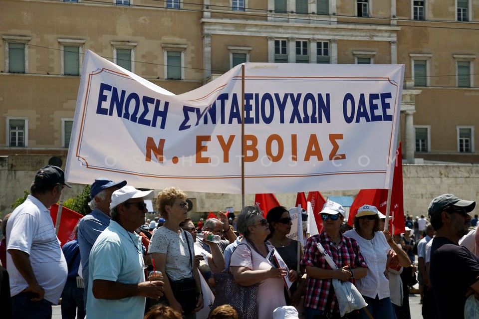 Pensioners march against austerity in Athens / Συλλαλητήριο συνταξιούχων στην Αθήνα