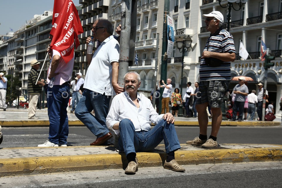 Pensioners march against austerity in Athens / Συλλαλητήριο συνταξιούχων στην Αθήνα