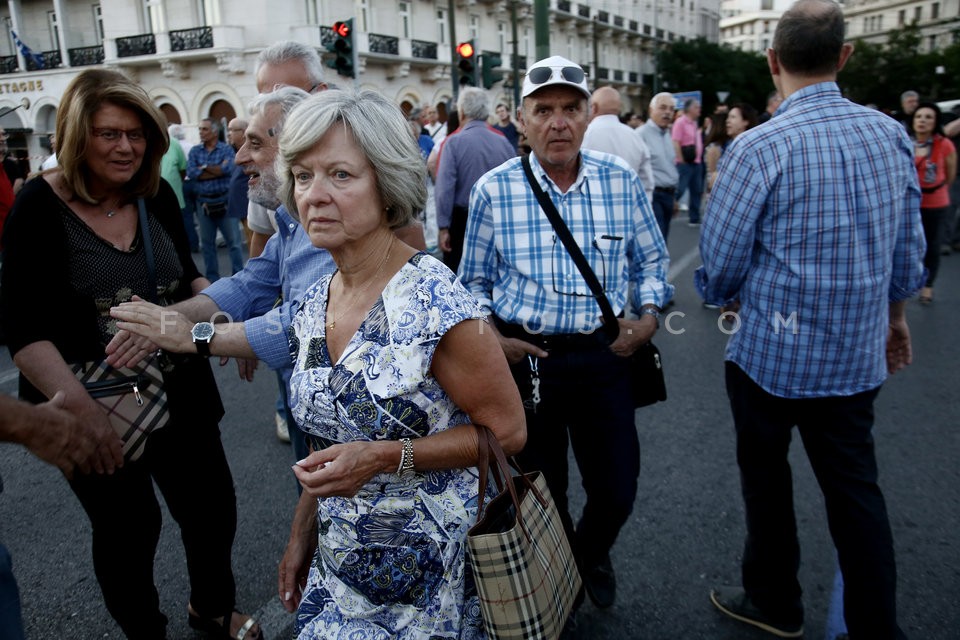 “Resign” movement / Συγκέντρωση των «Παραιτηθείτε»