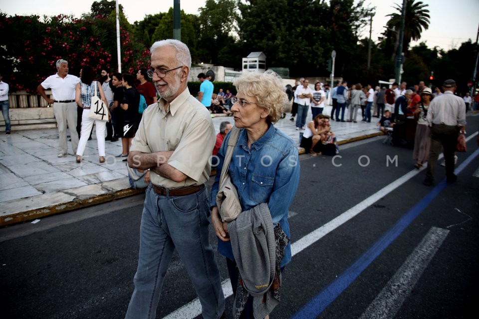 “Resign” movement / Συγκέντρωση των «Παραιτηθείτε»