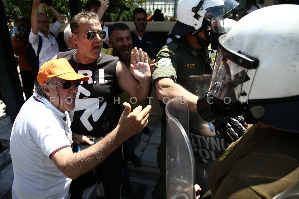 Workers in municipalities protest in central Athens /  Συλλαλητήριο ΠΟΕ - ΟΤΑ