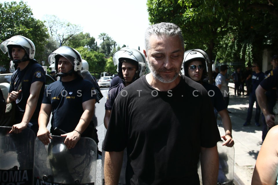 Municipal trash collectors on strike / Απεργία ΠΟΕ-ΟΤΑ