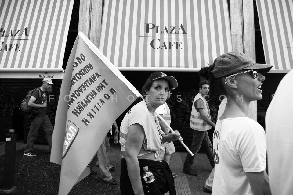 Workers in municipalities protest in central Athens / ΠΟΕ-ΟΤΑ πορεία διαμαρτυρίας