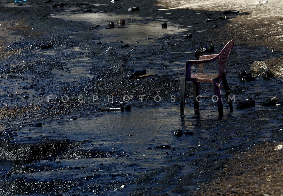 Oil pollution in the Saronic Gulf / Ρύπανση στο Σαρωνικό μετά τη βύθιση δεξαμενοπλοίου