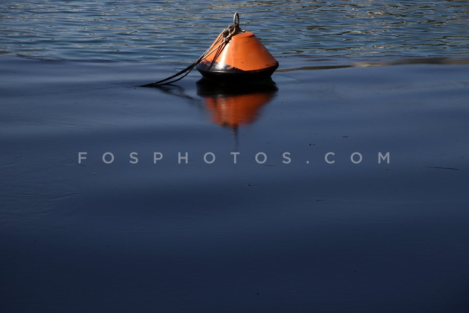 Oil pollution in the Saronic Gulf / Ρύπανση στο Σαρωνικό μετά τη βύθιση δεξαμενοπλοίου