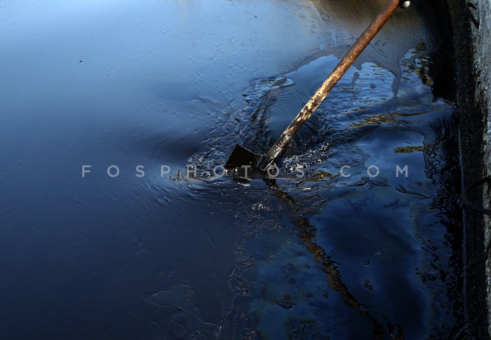 Oil pollution in the Saronic Gulf / Ρύπανση στο Σαρωνικό μετά τη βύθιση δεξαμενοπλοίου