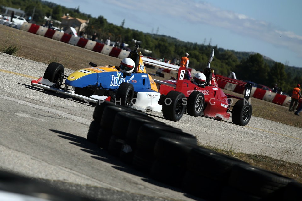 Tatoi car race / Αγώνας ταχύτητας αυτοκινήτων στο Τατόι