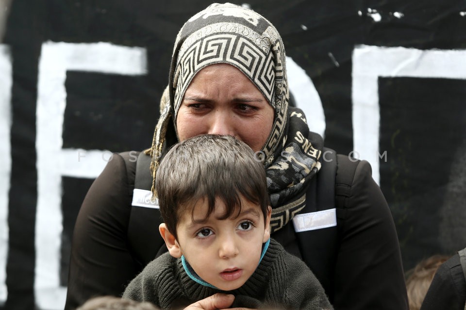 Refugees protest at Syntagma square / Συγκέντρωση διαμαρτυρίας προσφύγων στο Σύνταγμα