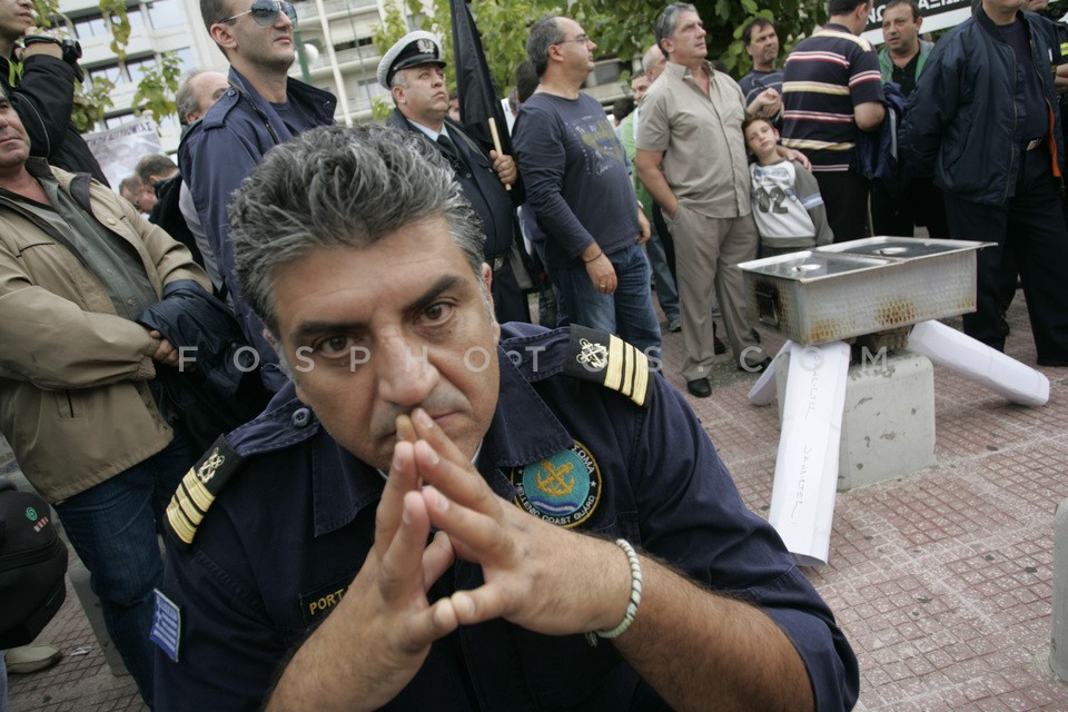 Uniformed protest  / Συγκέντρωση διαμαρτυρίας ένστολων