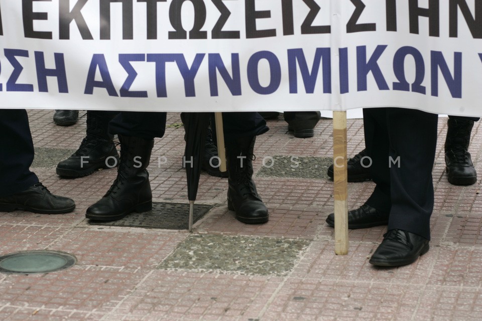 Uniformed protest  / Συγκέντρωση διαμαρτυρίας ένστολων