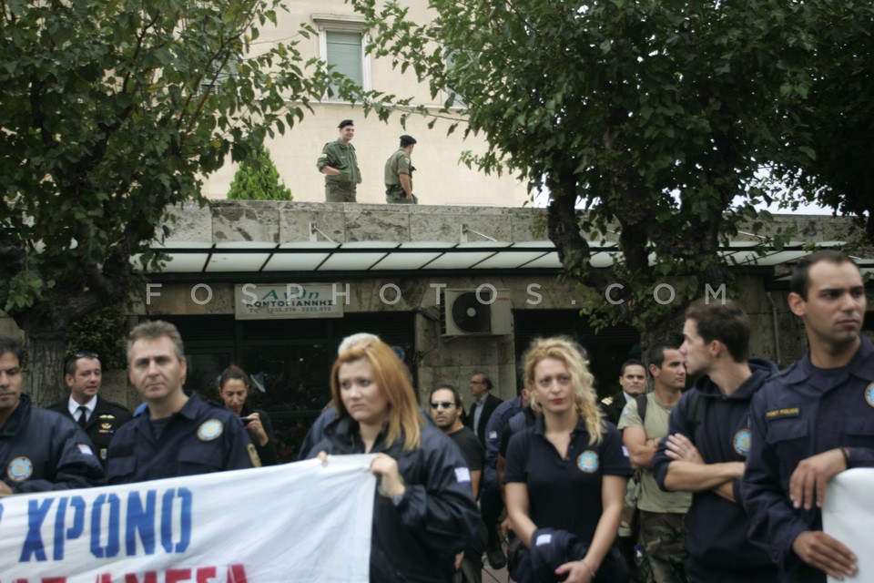 Uniformed protest  / Συγκέντρωση διαμαρτυρίας ένστολων