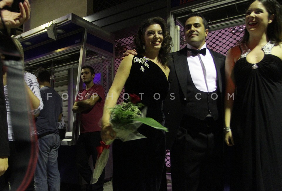 Greek National Opera Performs in Central Meat Market  / Εθνική Λυρική Σκηνή στην Βαρβάκειο