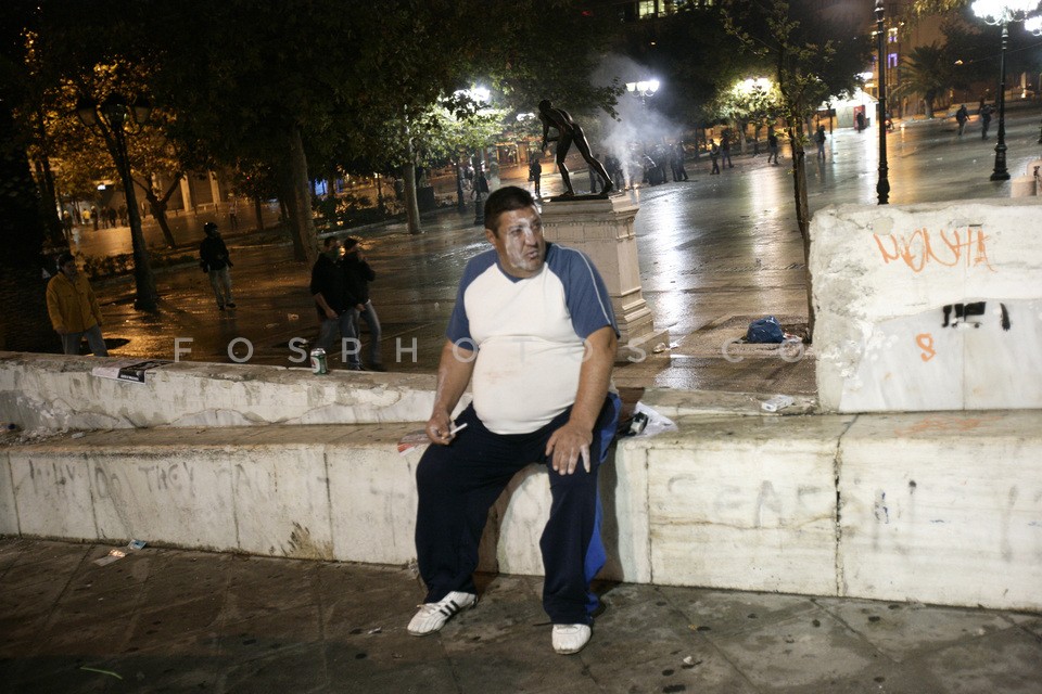 Protestesrs clash with police / Συγκρούσεις διαδηλωτών με τα ΜΑΤ