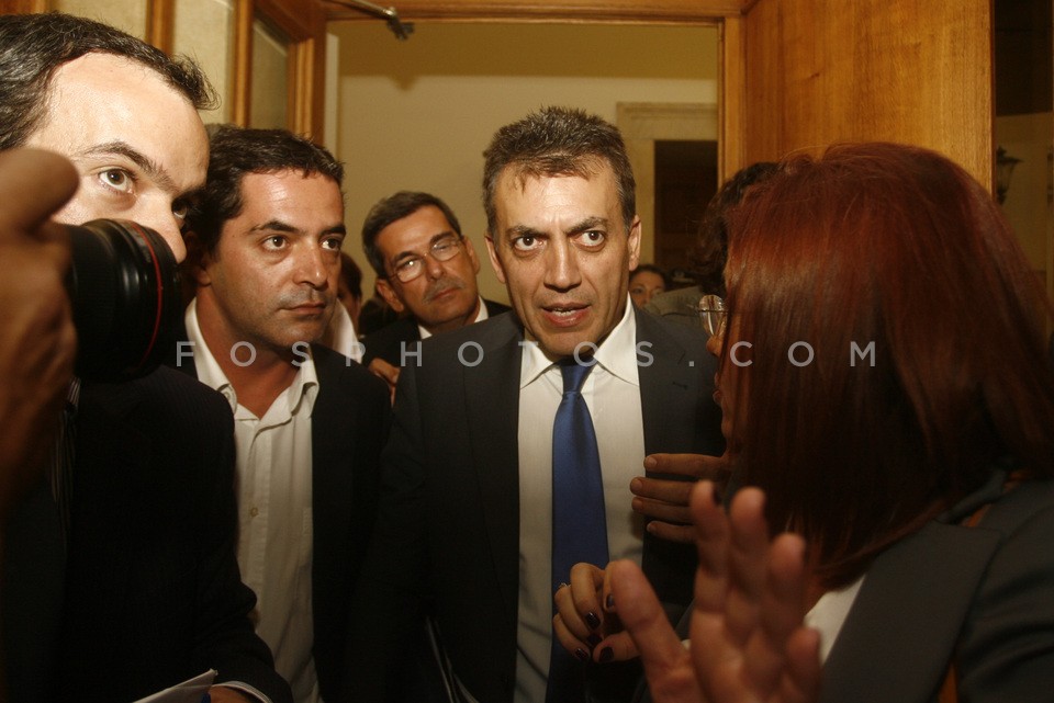 Samaras-Venizelos-Kouvelis meeting  /  Συνάντηση Σαμαρά-Βενιζέλου-Κουβέλη