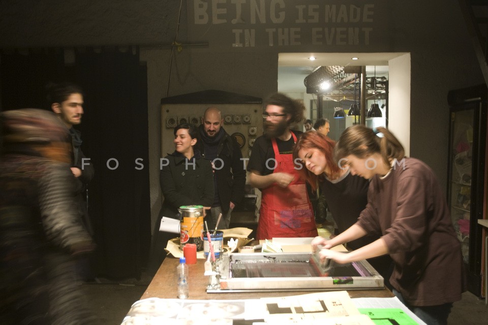 Empros occupy theater/ Κατάληψη του Θέατρου Εμπρός