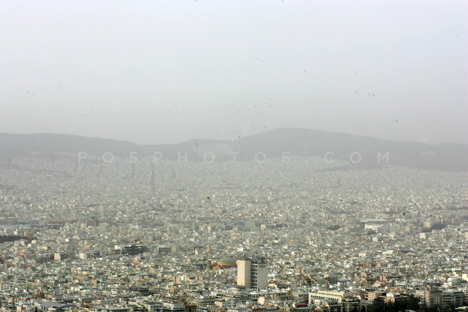 Clouds of dust from Africa / Σύννεφο σκόνης από Αφρική